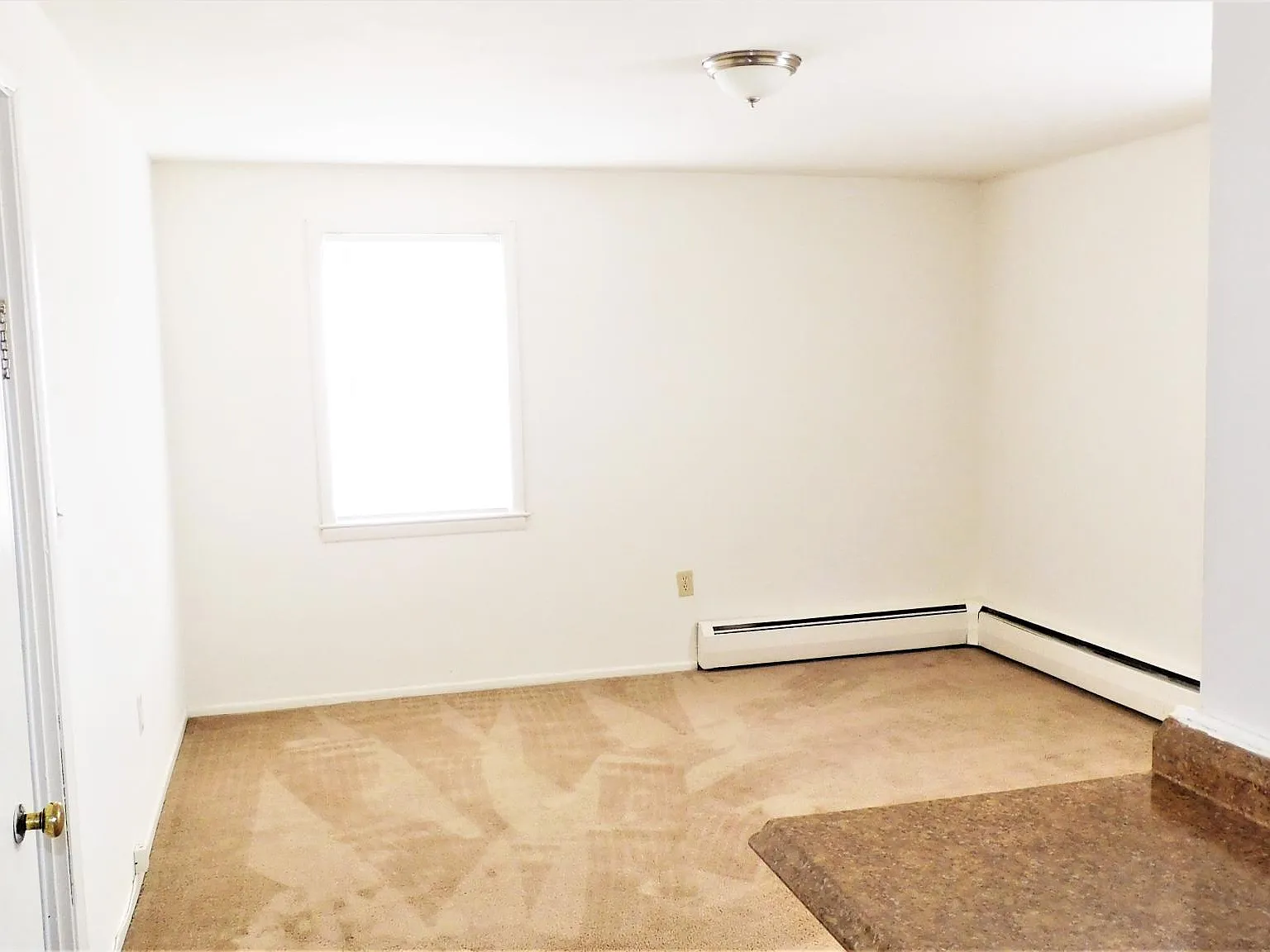 1 bed, 600 sqft, $1,015 — Photo 4