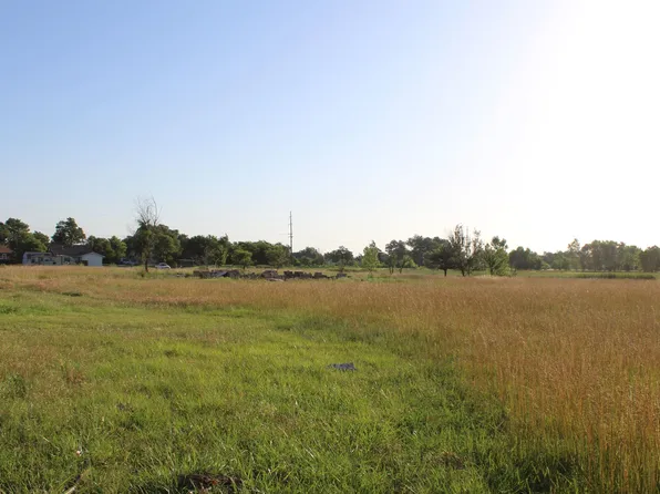 6th & Cedar, Woodward, OK 73801