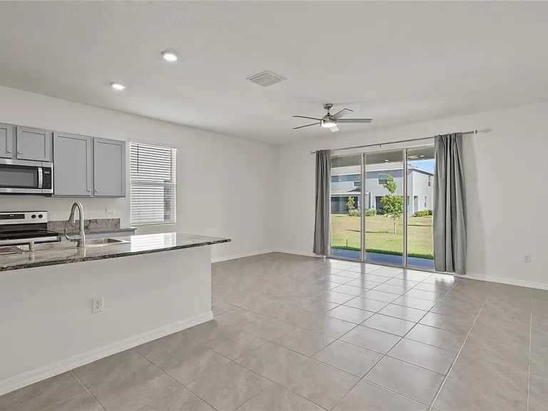 33055 Tulip Petal Ln — Photo 11