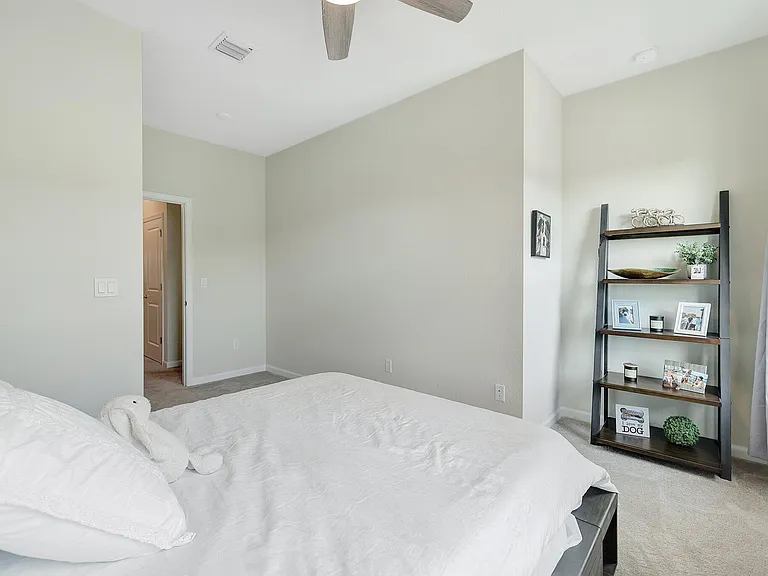1807 SE Ocean Cove Way — Photo 25
