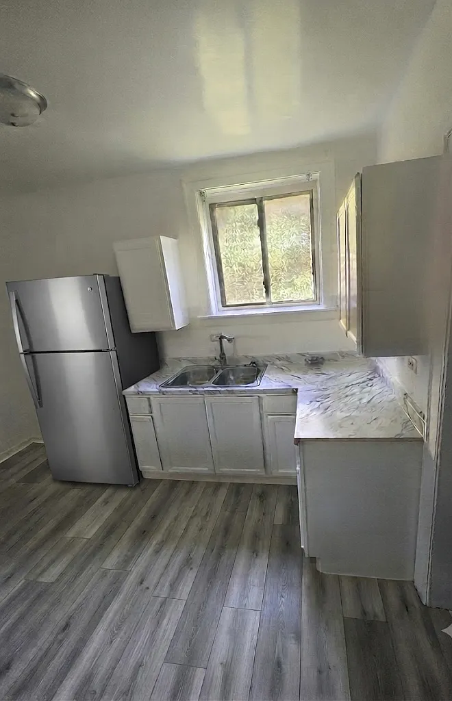 2 bed, $1,350 — Photo 3
