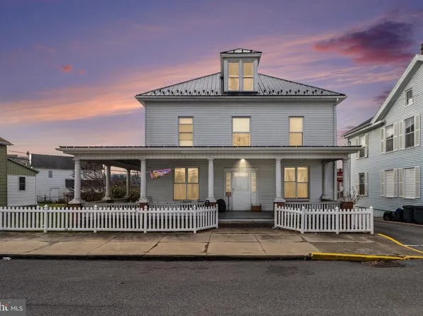 410 Orange St, Mifflintown, PA 17059