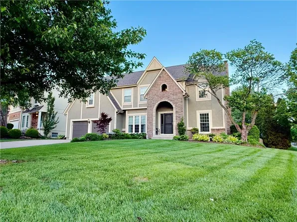 13019 Eby Ln, Overland Park, KS 66213