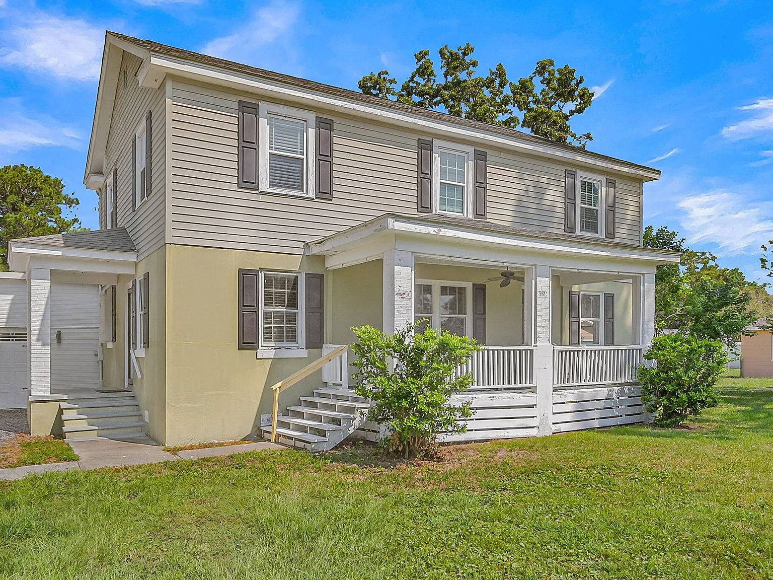 4 bed, 3.0 bath, 2460 sqft, $4,000 — Photo 4