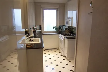 Rented by Fox Residential Group