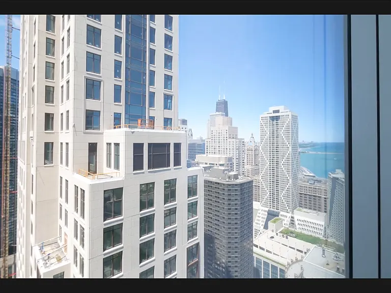 502 E Illinois St #3501 — Photo 14