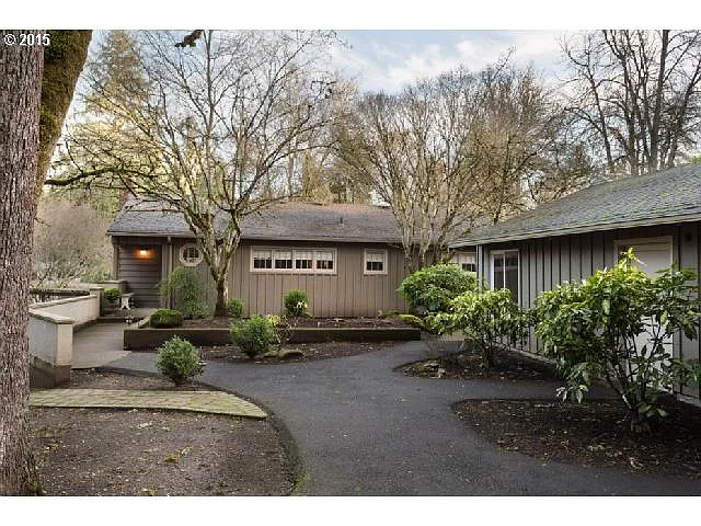 17320 Lake Haven Dr photo 1