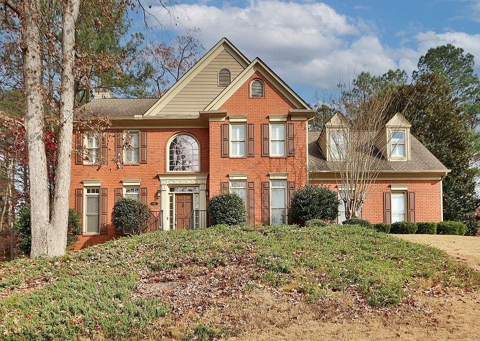 1st image of 545 Woodbrook Way