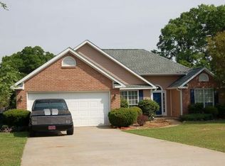 104 Meadow View Dr, Warner Robins, GA 31088