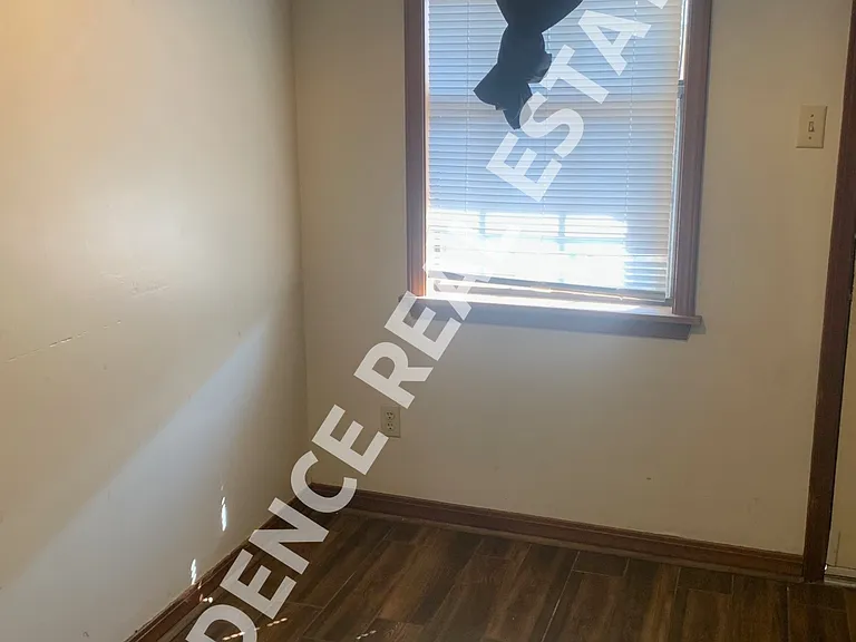 1006 Sybil Dr — Photo 6