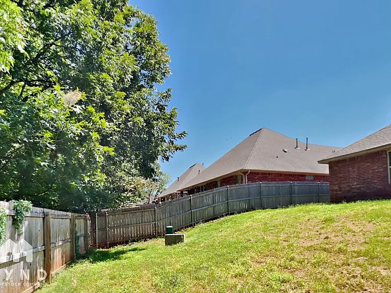 3317 Wood Valley Rd — Photo 25