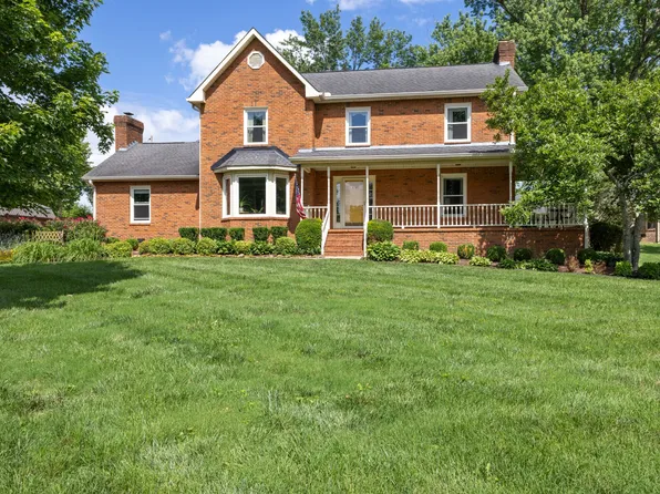 709 Harris Dr, Gallatin, TN 37066