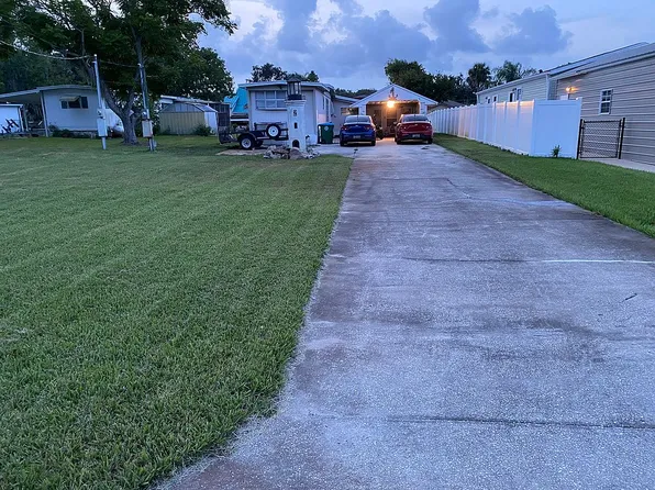 210 Gary Ave, Oak Hill, FL 32759