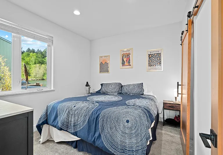7720 S Macadam Ave #32 — Photo 6