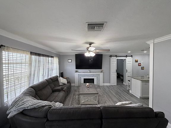 3rd image of 709 Caddie Place