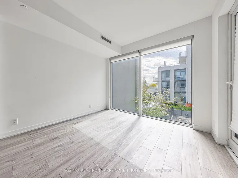 2020 Bathurst St #339 — Photo 22