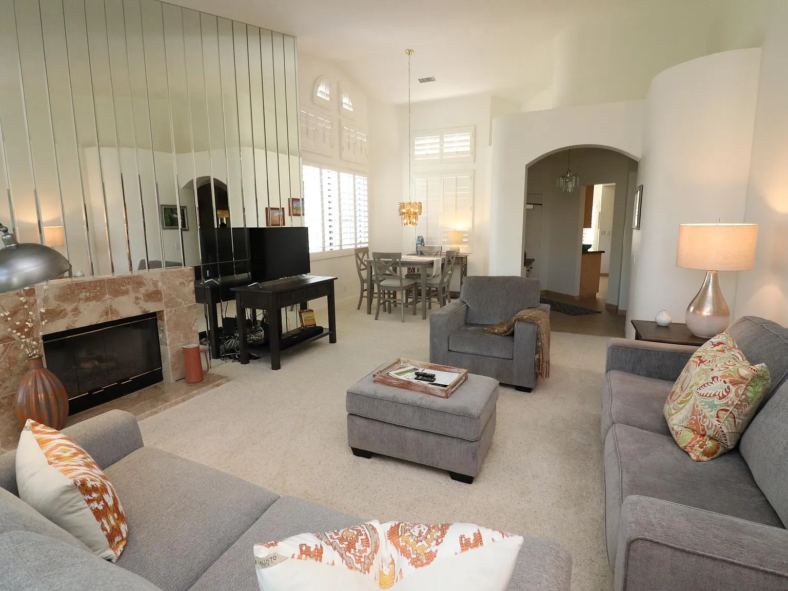 100 Brandigo Cir — Photo 4