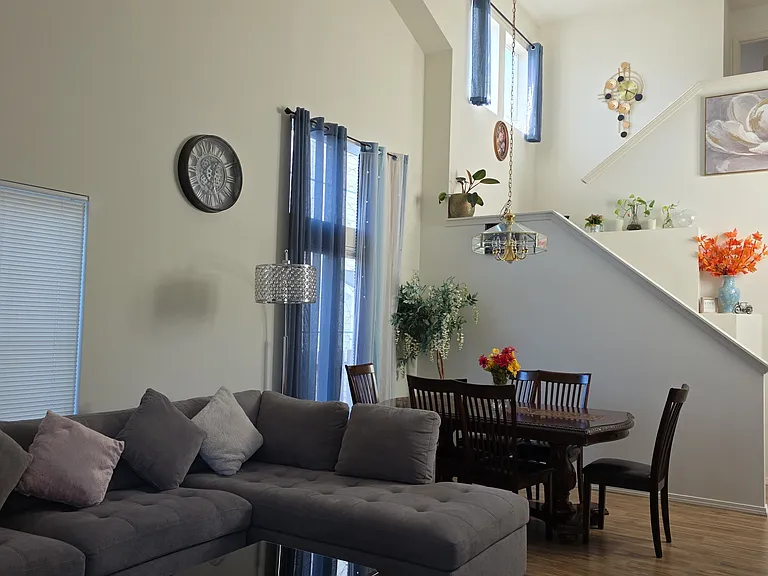24248 SE 10th Pl — Photo 10