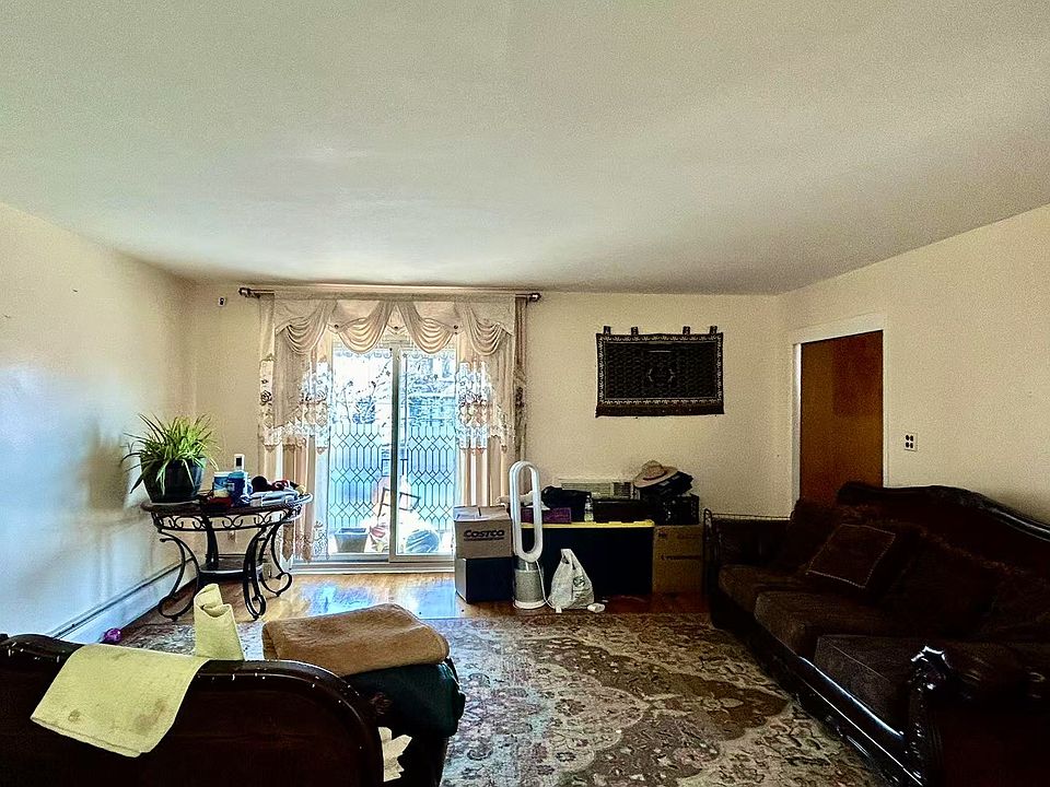 2nd image of 7316 14th Ave #2