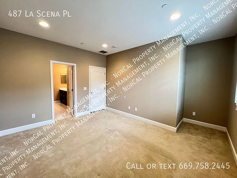 487 La Scena Pl — Photo 17
