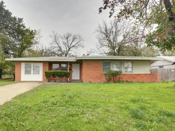 5413 Wedgwood Dr, Fort Worth, TX 76133