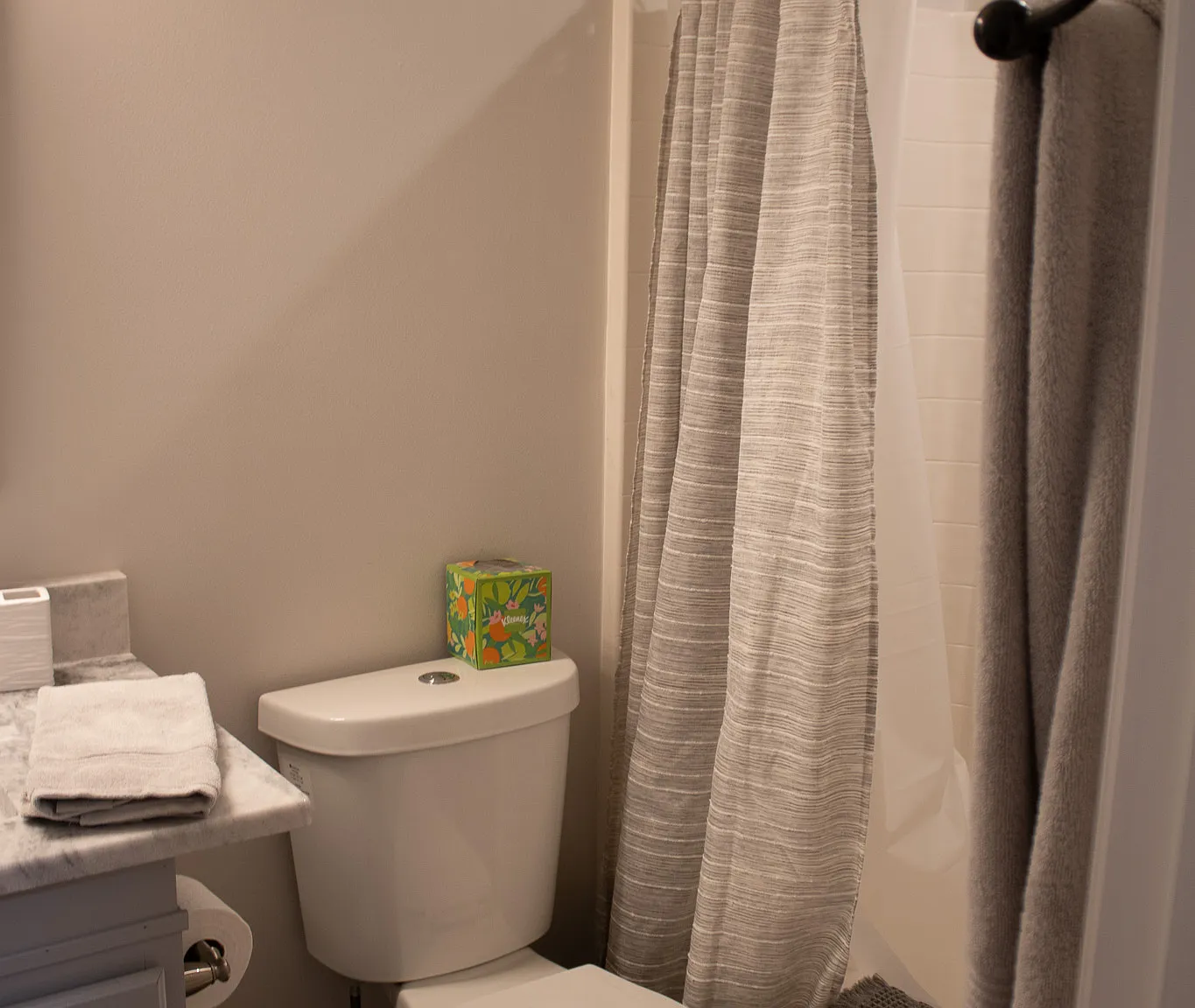 3 bed, 2.5 bath, 1636 sqft, $5,000 — Photo 4