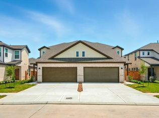 1805 N Peach Creek Dr, Dayton, TX 77535