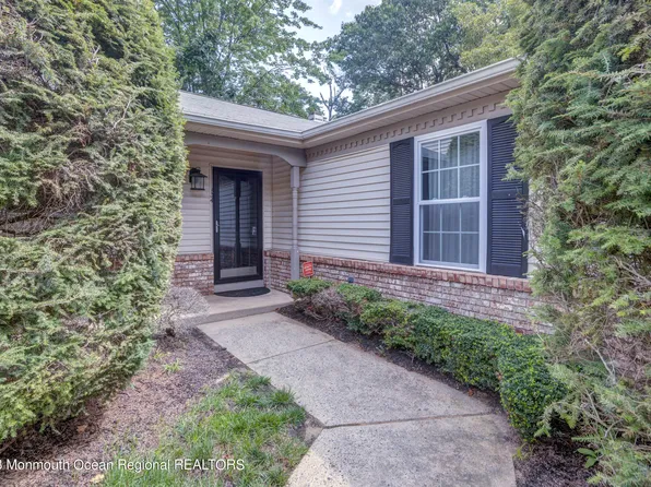 134 Gettysburg Lane #37, Holmdel, NJ 07733