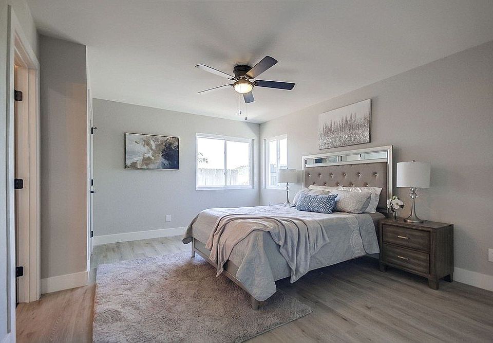 2nd image of 7445 Golfcrest Dr