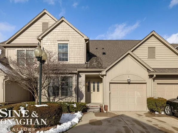 3327 Nell Rose Ct, Royal Oak, MI 48073