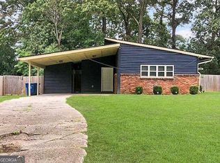 1383 Downs Dr SW, Atlanta, GA 30311