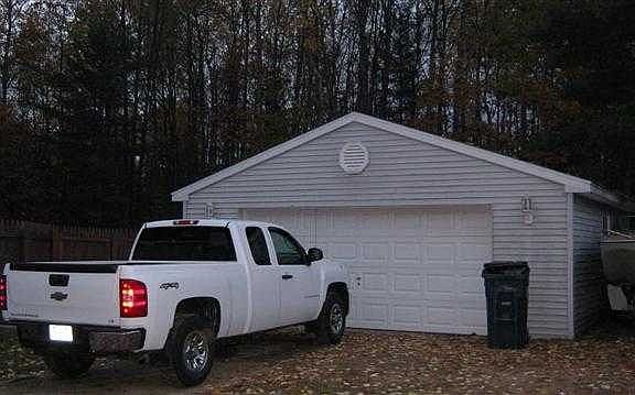 4th image of 1459 Laura Ln NE