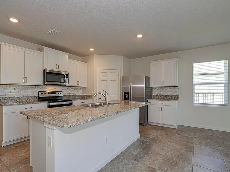 4103 Keeson Cir — Photo 4