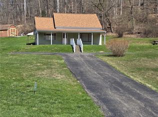 498 Lardintown Rd, Tarentum, PA 15084