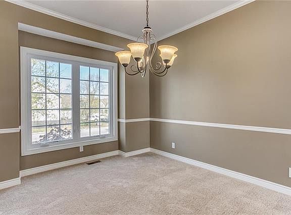 4th image of 21527 W 51st Ter