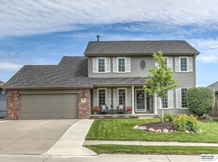 18918 Lillian St, Omaha, NE 68136