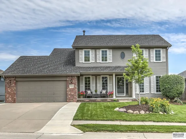 18918 Lillian St, Omaha, NE 68136
