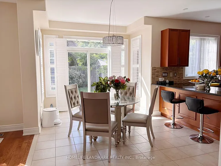 2245 Carm Dr — Photo 8