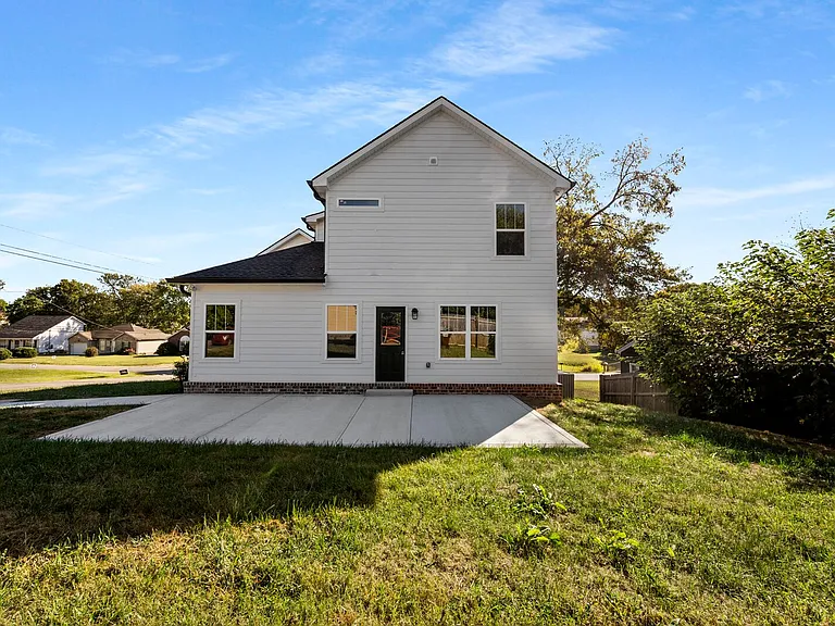 222 Pitts Ave — Photo 14