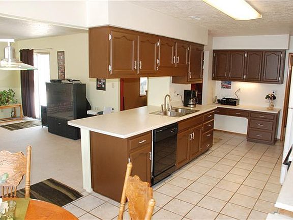 3rd image of 9600 Avenida De La Luna NE