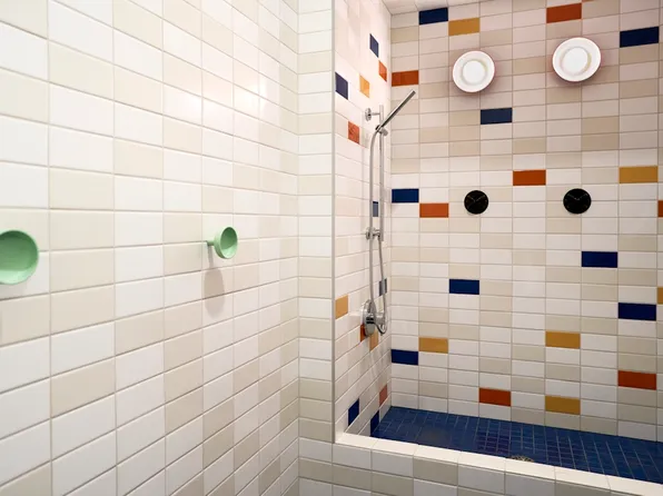 220 East 72nd Street image 28 of 28