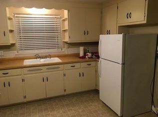 416 Meacham St, Mukwonago, WI 53149