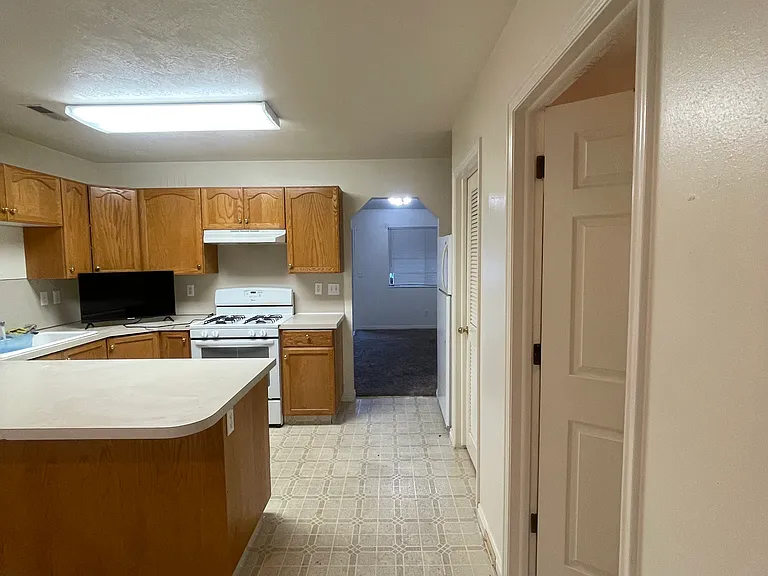 1545 Talon Dr #1545 — Photo 28