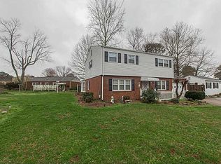 13 Cordova Dr, Hampton, VA 23666