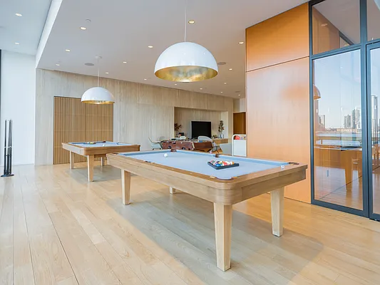 Rented by MNS | media 32