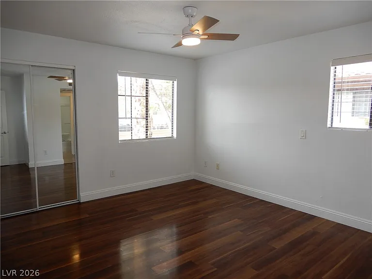 5122 S Jones Blvd #201 — Photo 7