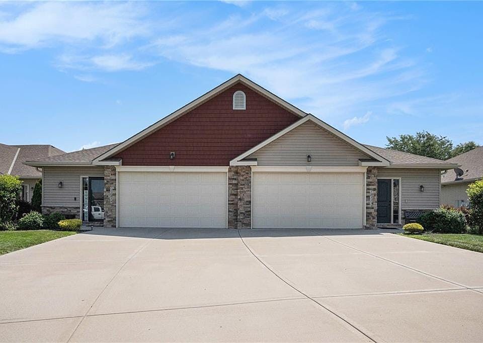 1st image of 12353-59 Fox Creek Dr