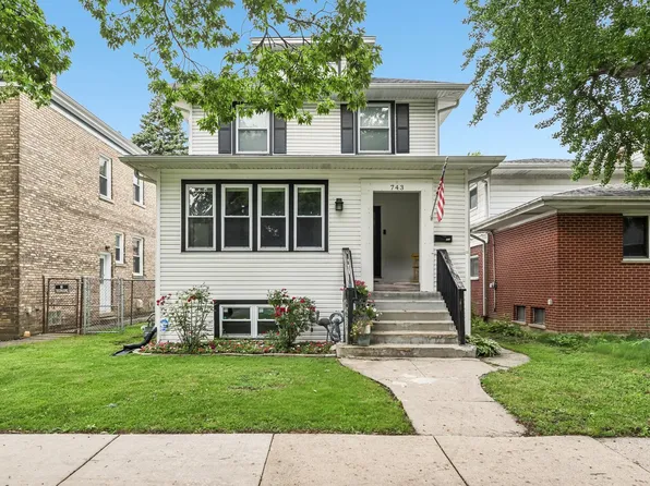 743 S Lombard Ave, Oak Park, IL 60304