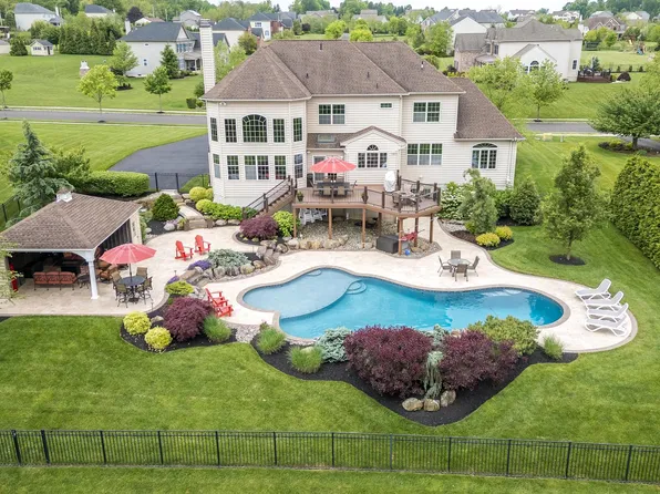 113 Telegraph Rd, Perkasie, PA 18944