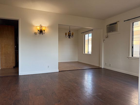 4th image of 8219 Bleeker Ave